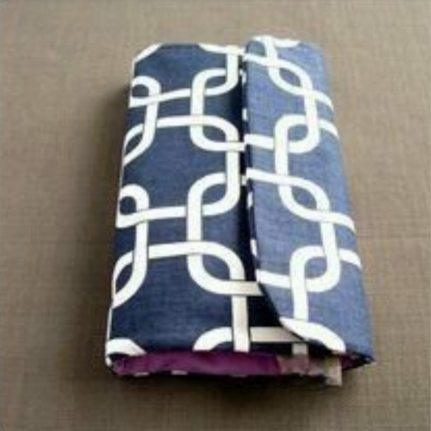 Travel Makeup Organizer.