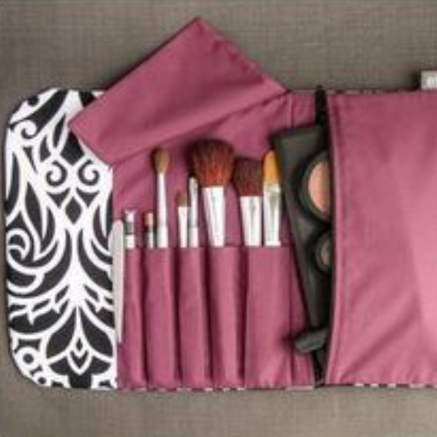 Travel Makeup Organizer.