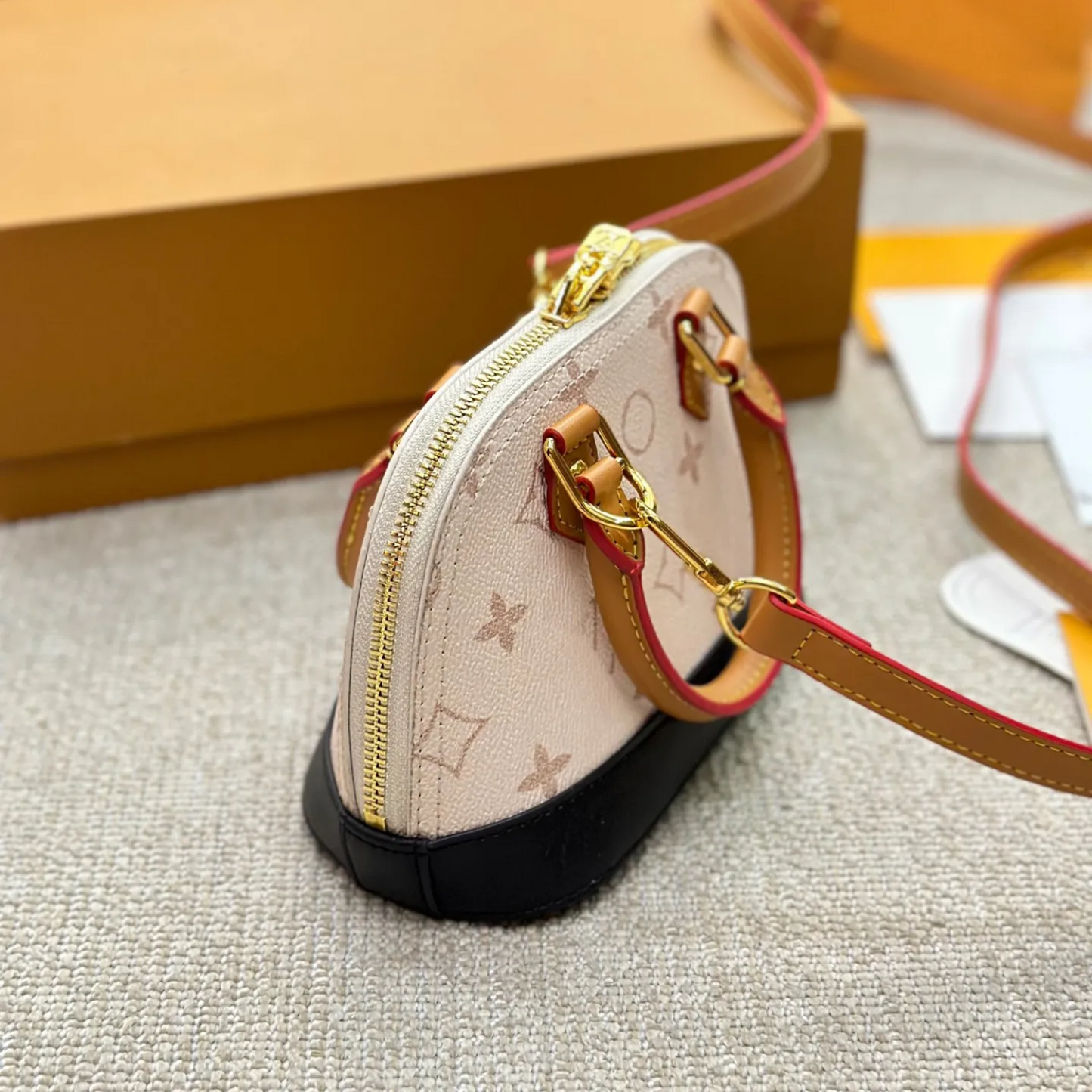 Shell Tote Bag