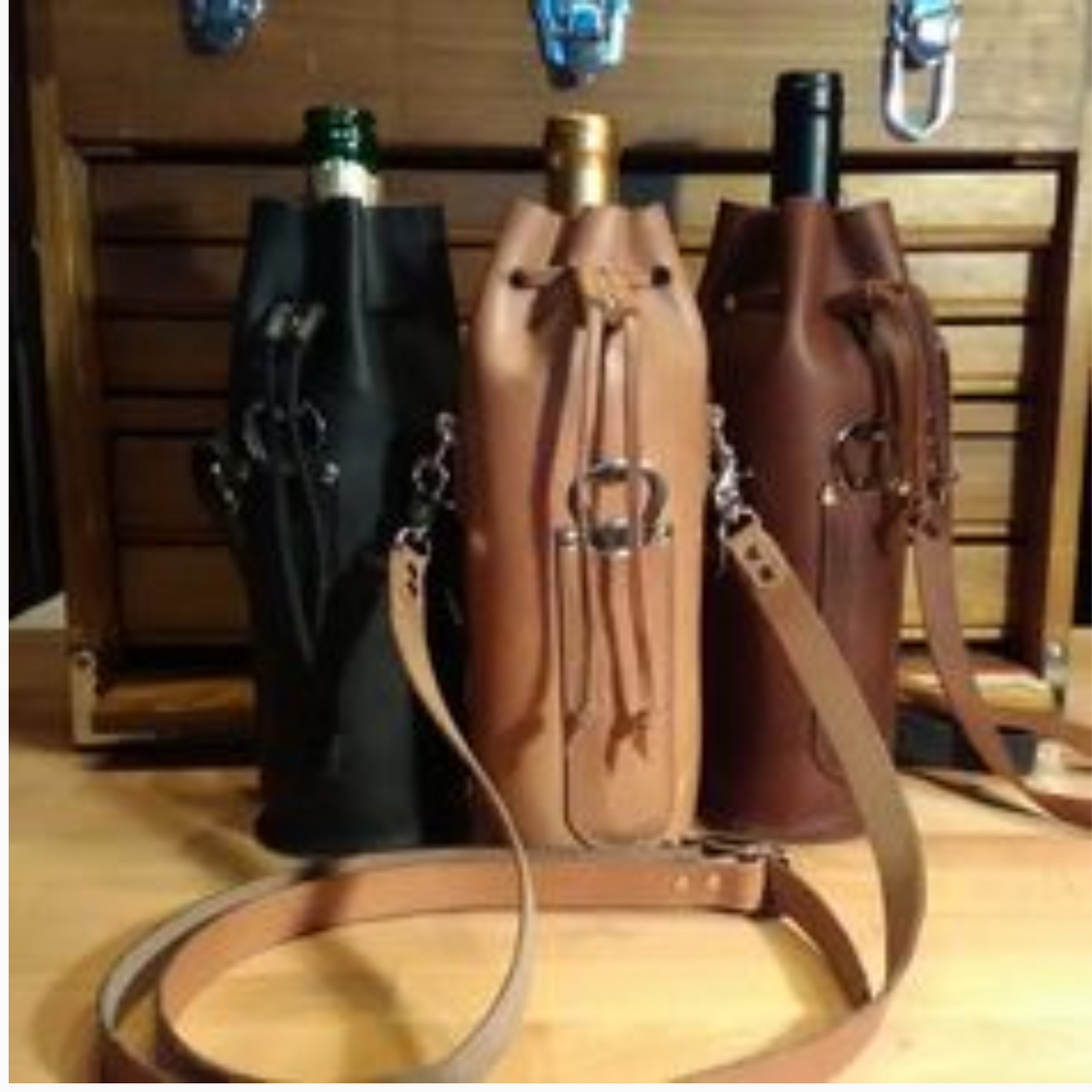 Leather wine bottle holder