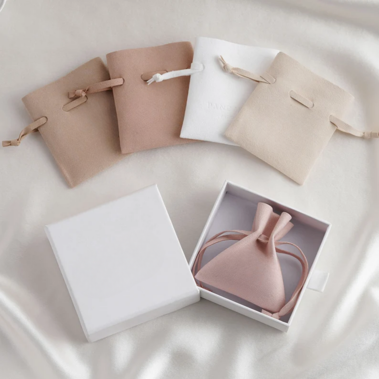 Set of Jewellery Envelope Bag