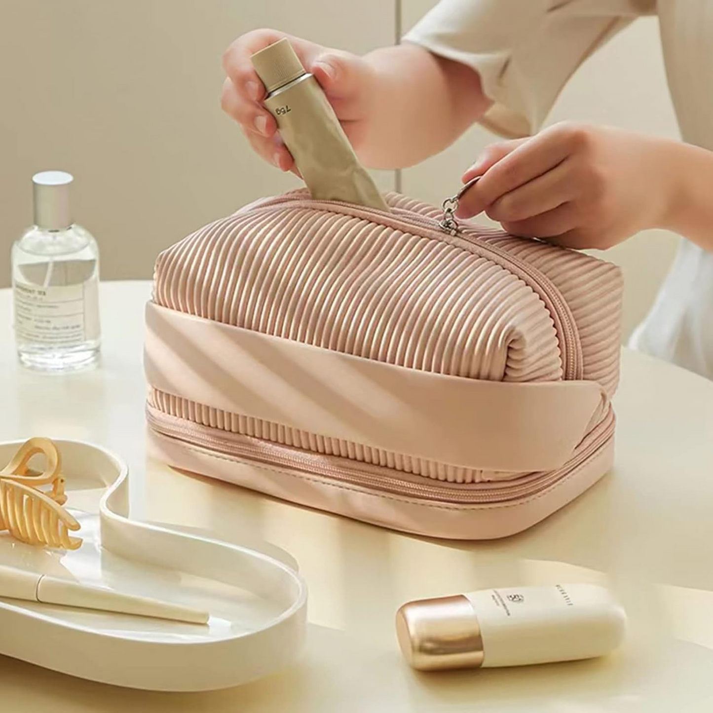 REWMET Cream Toast Makeup Bag