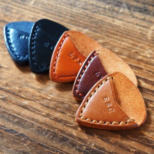 Teardrop Guitar Pick Holder
