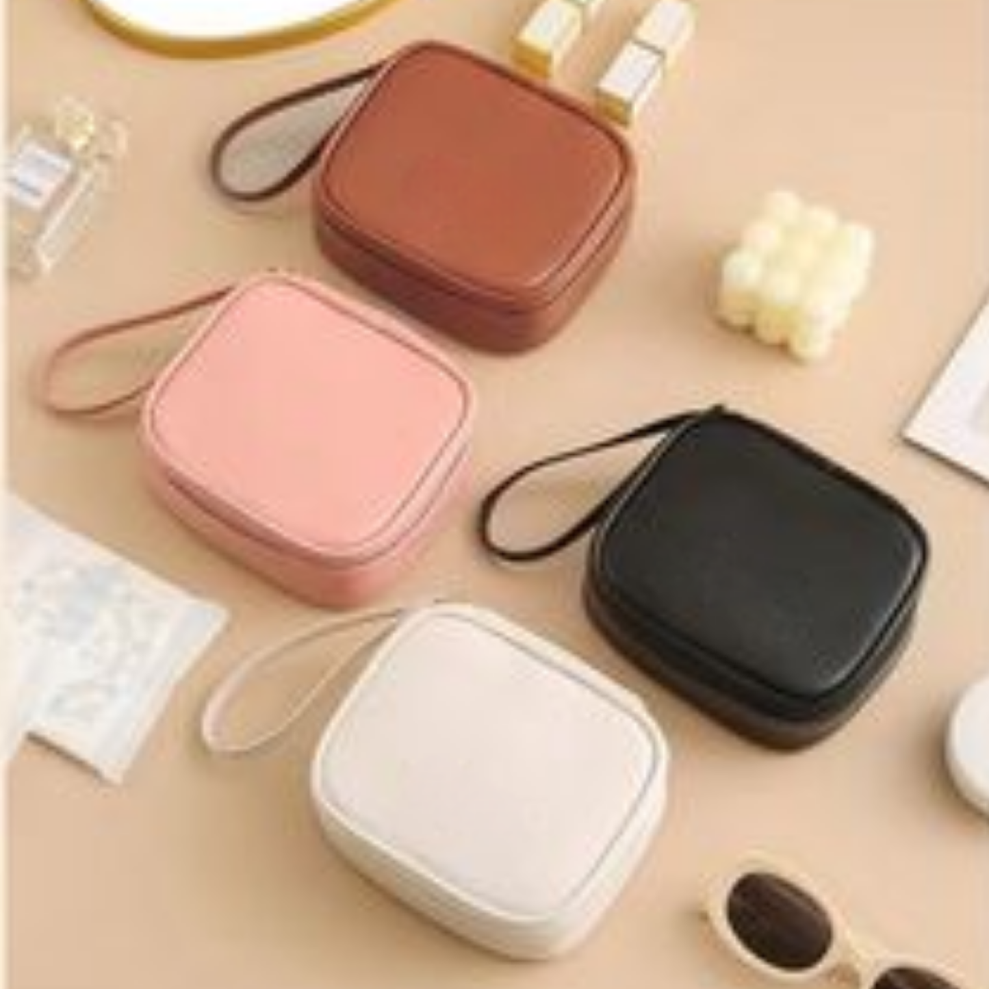 Sanitary Pad Organizer Purse Holder