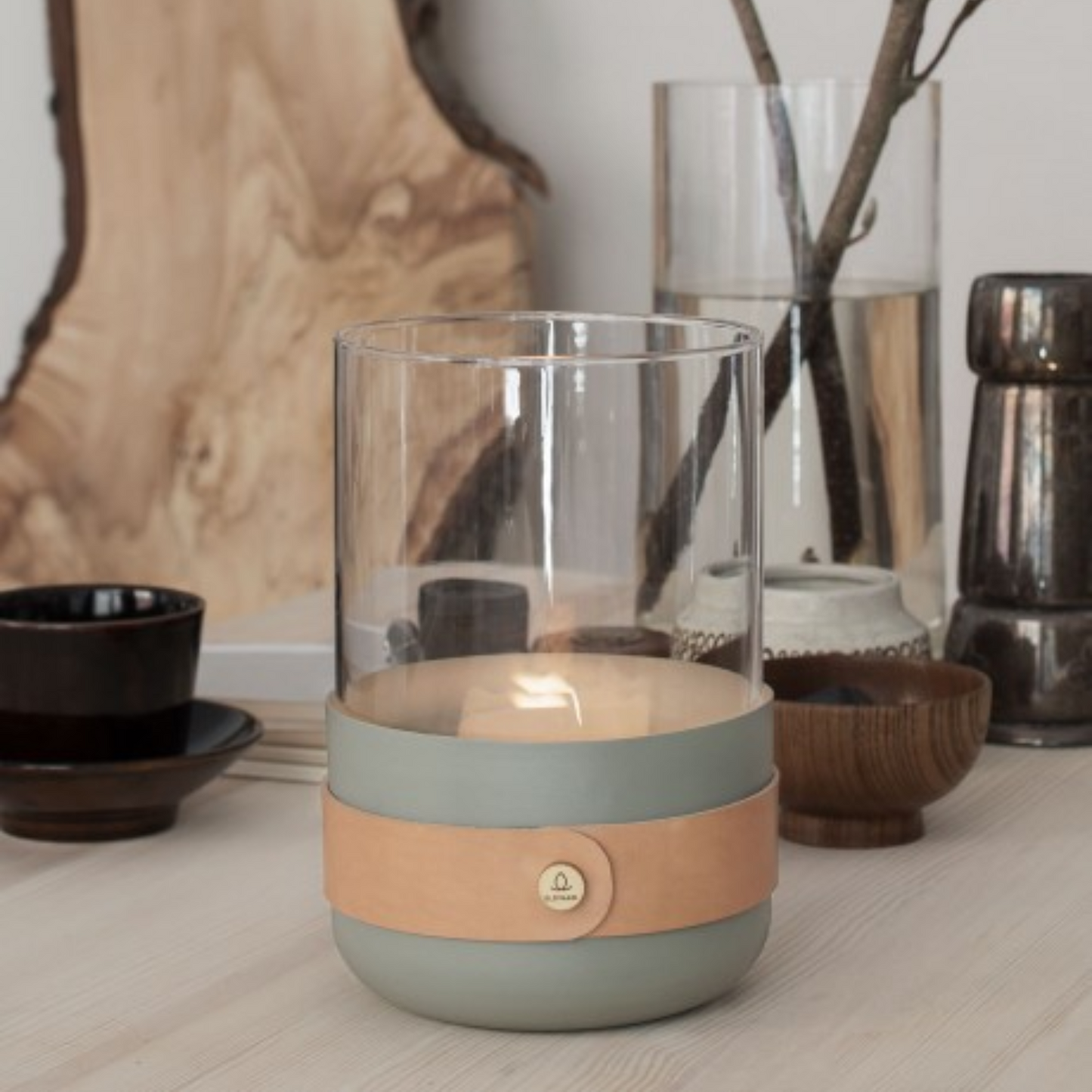 Candle holder