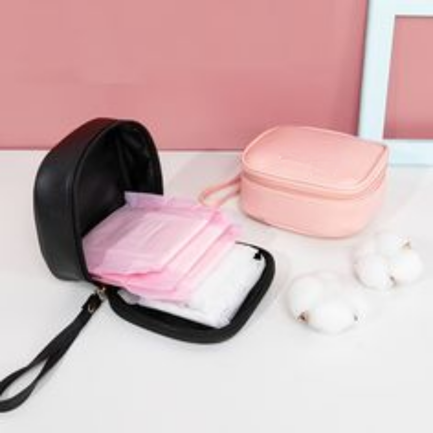 Sanitary Pad Organizer Purse Holder