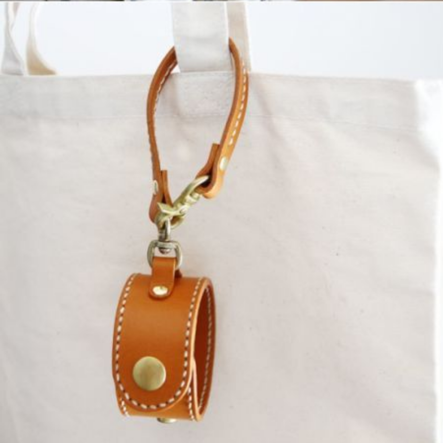 Leather Scarp Holder