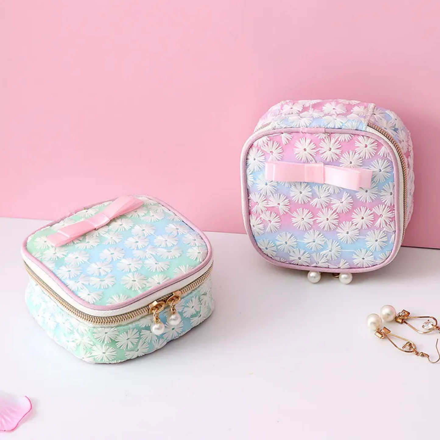 Sanitary Pad Organizer Purse Holder