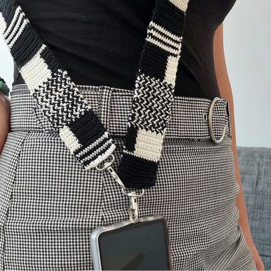 Crossbody phone strap