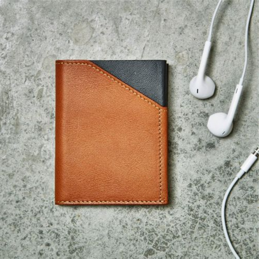 Slim wallet and The Messenger